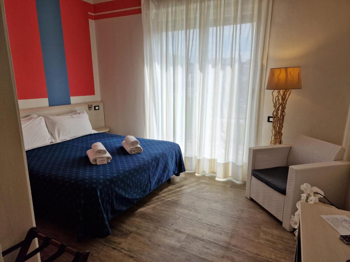 Hotel Orchidea لينانو سابيادورو المظهر الخارجي الصورة